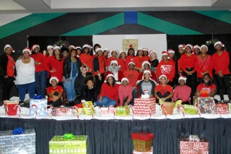 Santa Community Project, 2005 — photo 1