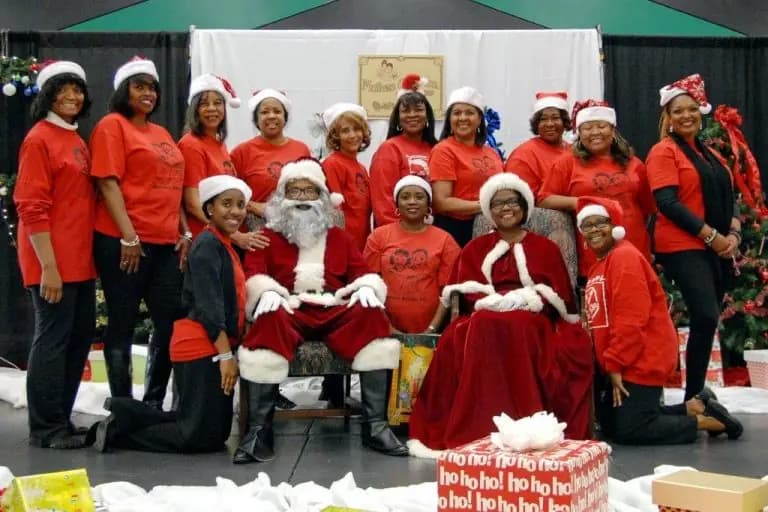 Santa Community Project, 2005 — photo 6