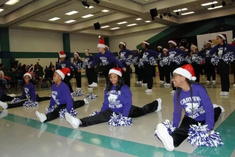 Santa Community Project, 2005 — photo 7